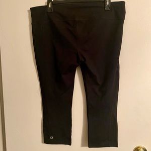 Gap Fit black Capri leggings XL